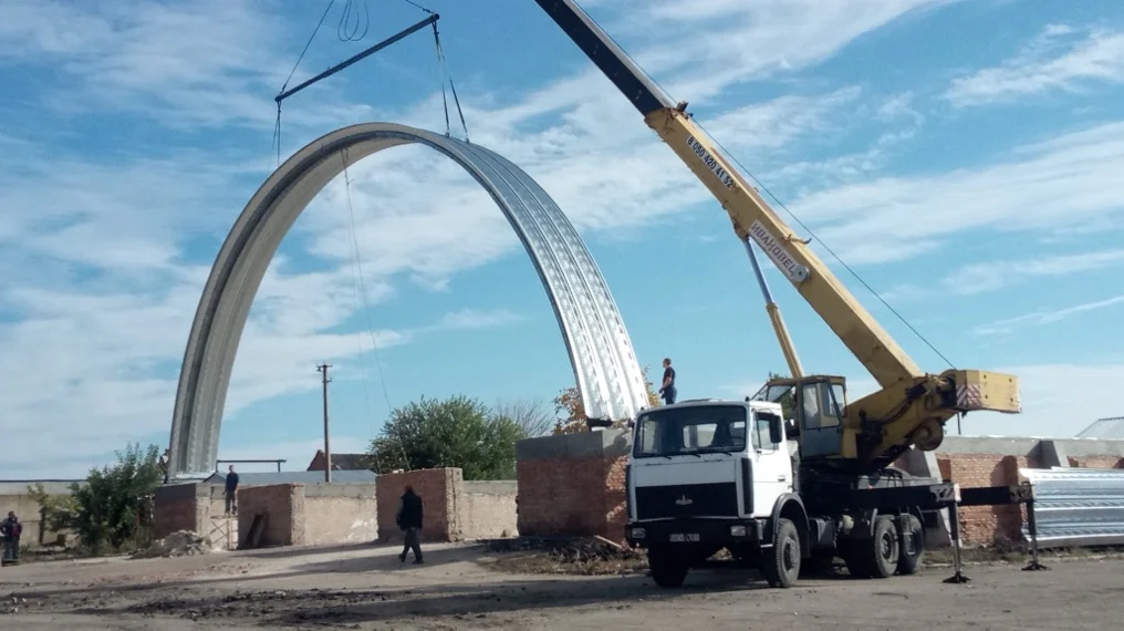 Безкаркасний ангар
для зберігання зерна